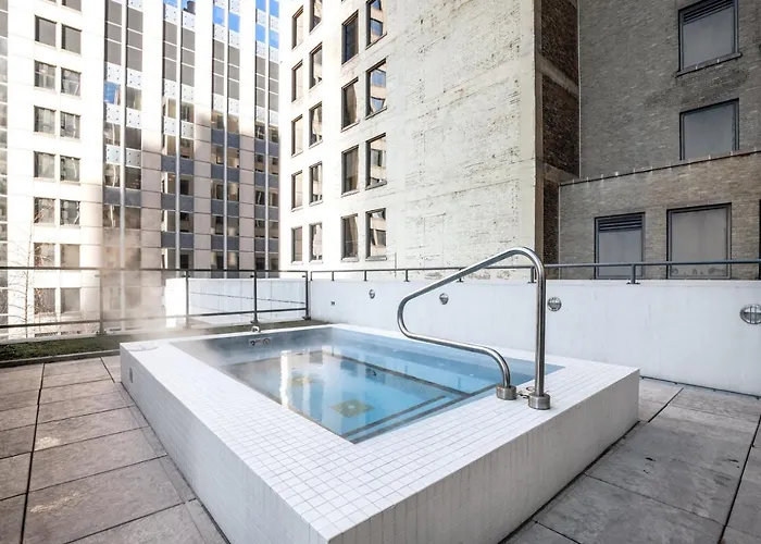 Loop 1br W Pool Gym Lounge Nr Riverwalk Chi-634